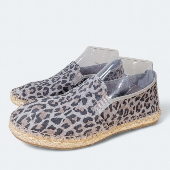 Free People Gray suede Leopard Print Flats Espadrilles Size 38 - Picture 1 of 16